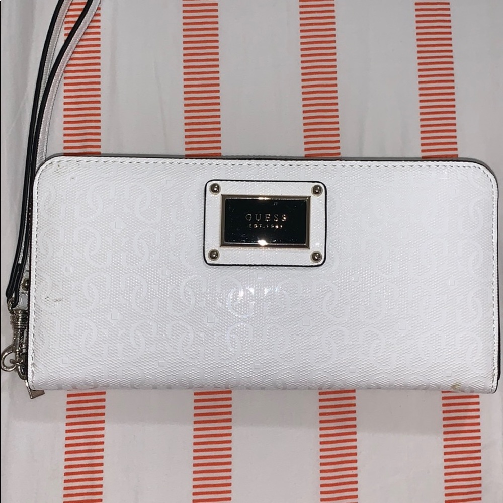 GUESS wallet NEW